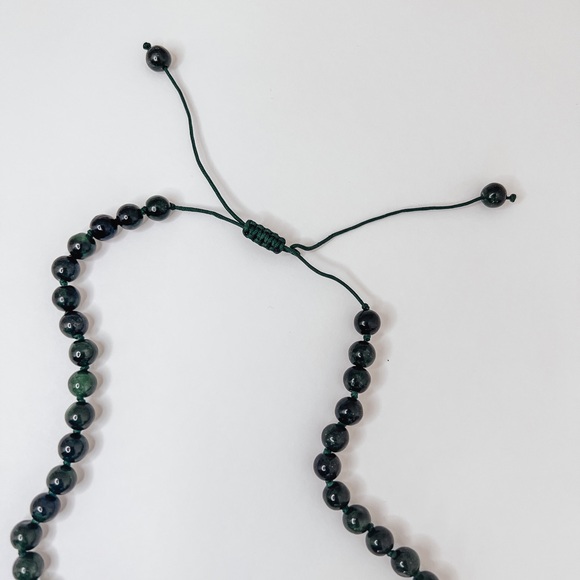 Jade Green Necklace/Pendant - Picture 2 of 3
